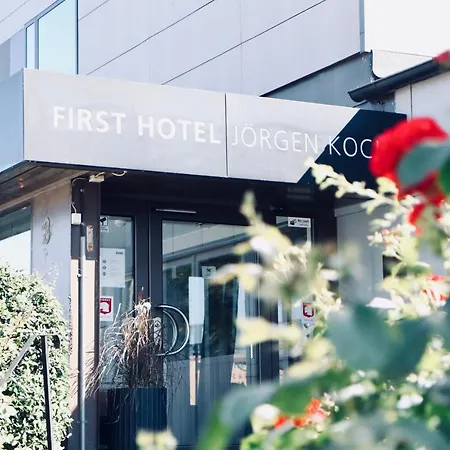 Hotel First Joergen Kock 3*